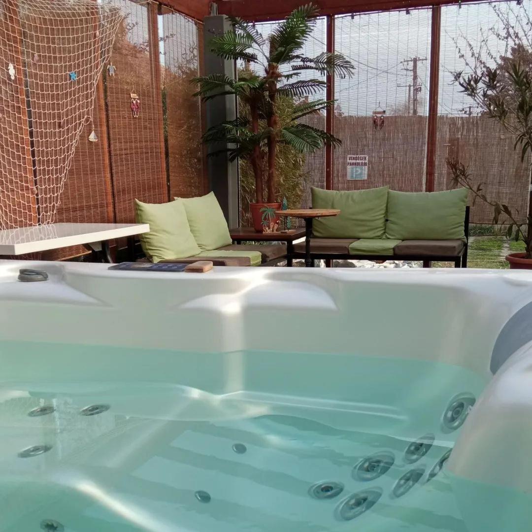 Green Corner Wellness Püspökladány 외부 사진
